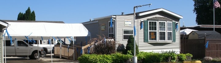 Blue Ribbons at Chief Mobile Home Park in Justice, IL